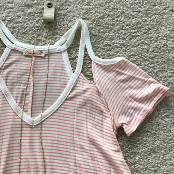 Striped Cold Shoulder Top - Picture 3 of 6